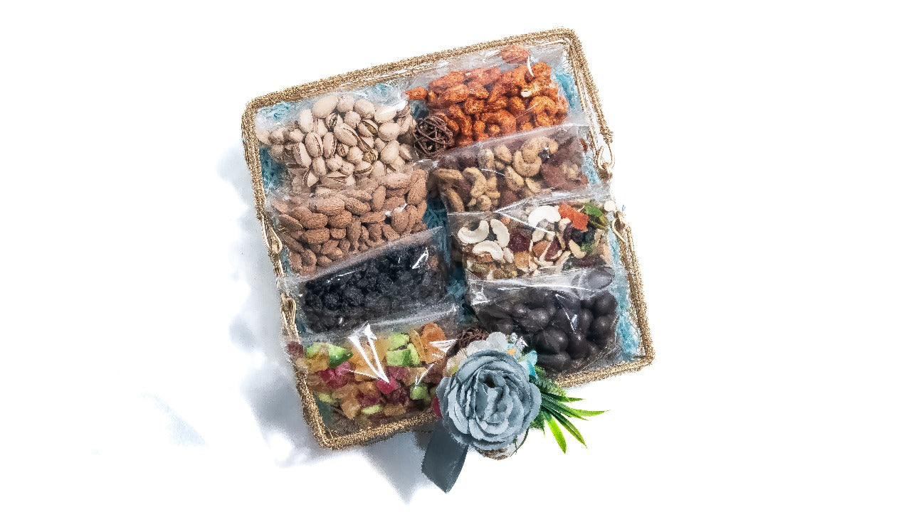𝐇𝐚𝐯𝐞𝐧𝐮𝐭𝐬 𝐑𝐨𝐲𝐚𝐥 𝐃𝐞𝐥𝐢𝐠𝐡𝐭 𝐆𝐢𝐟𝐭 𝐇𝐚𝐦𝐩𝐞𝐫 – 𝐄𝐱𝐨𝐭𝐢𝐜 𝐃𝐫𝐲 𝐅𝐫𝐮𝐢𝐭 &  𝐃𝐫𝐲𝐟𝐫𝐮𝐢𝐭 𝐂𝐡𝐨𝐜𝐨𝐥𝐚𝐭𝐞 𝐁𝐚𝐬𝐤𝐞𝐭
